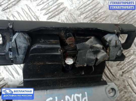 Замок багажника на Ford Focus II