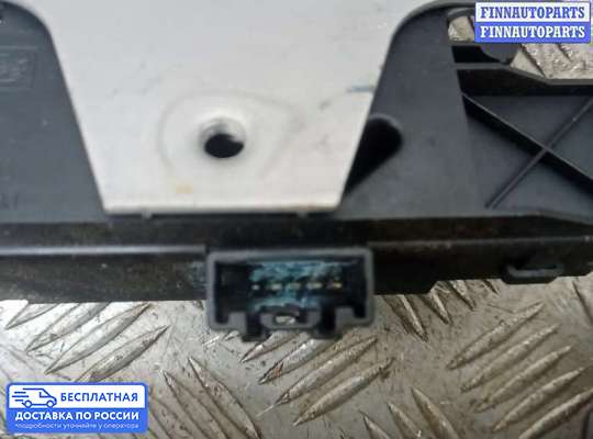 Замок багажника на Ford Focus II