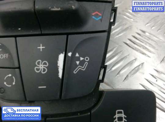 Блок управления печкой на Renault Laguna III