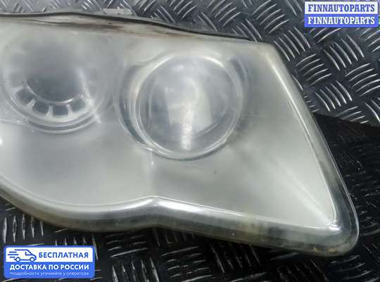 Фара передняя на Volkswagen Touareg I (7L)