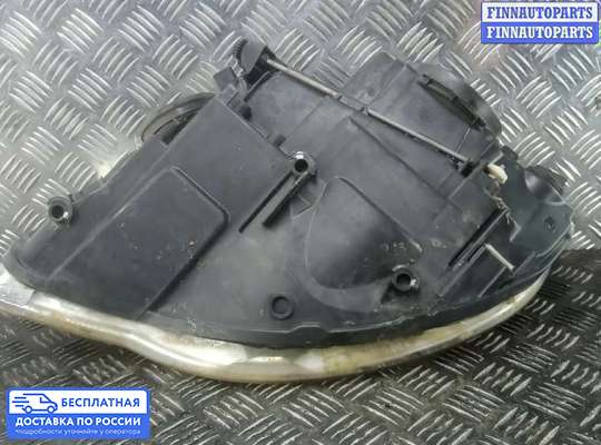 Фара передняя на Volkswagen Touareg I (7L)