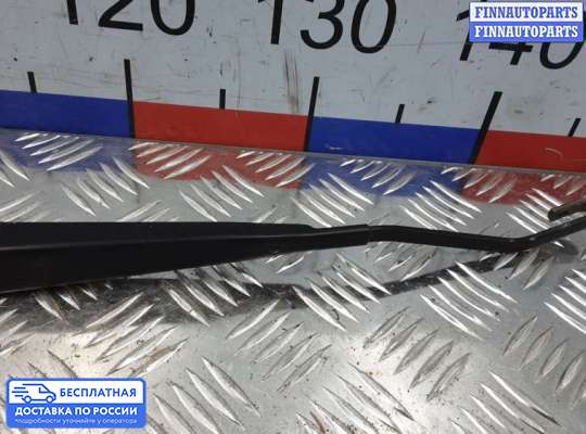 Поводок дворника на Toyota RAV4 II (XA20)