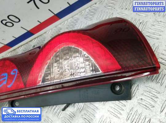 Фонарь задний на Nissan Note (E11)