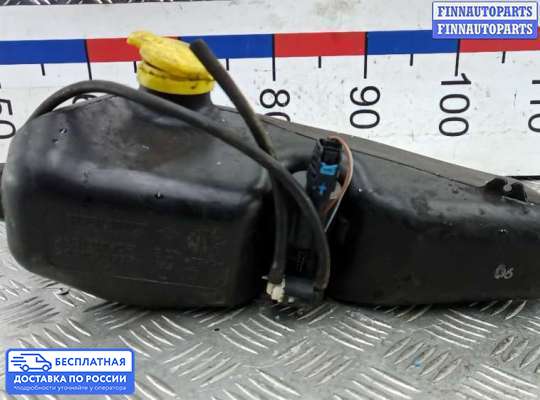 Бачок омывателя на Renault Sandero II