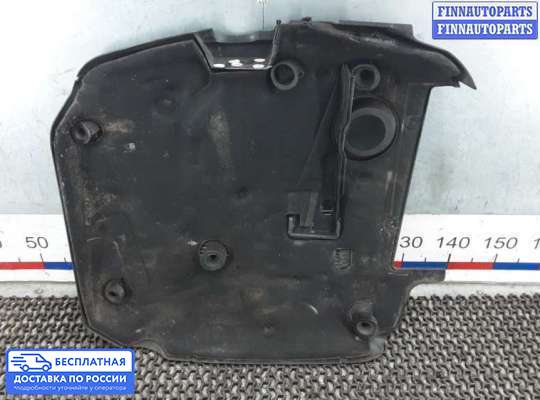 Крышка ДВС (декоративная) на Mercedes-Benz C (W203)