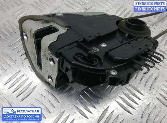 Замок боковой двери на Toyota Prius II