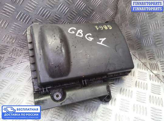 Корпус воздушного фильтра на Toyota Prius II