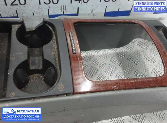 Подлокотник на Jeep Grand Cherokee III (WK, WH)