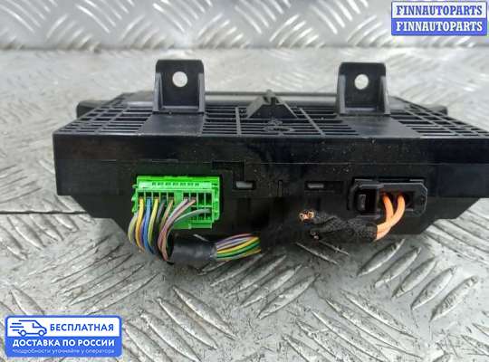 Дисплей бортового компьютера на Volvo XC60 I (Y20)