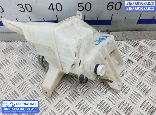 Бачок омывателя на Toyota RAV4 III (XA30)