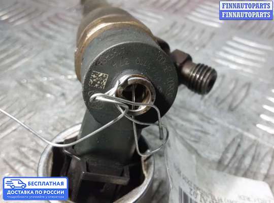 Форсунка топливная на Hyundai ix35 I / Tucson II (LM)