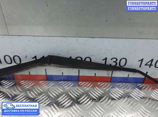 Поводок дворника на Toyota RAV4 II (XA20)