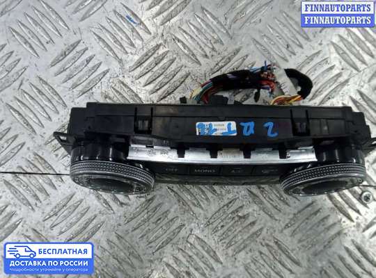 Блок управления печкой на Mercedes-Benz C (W204)
