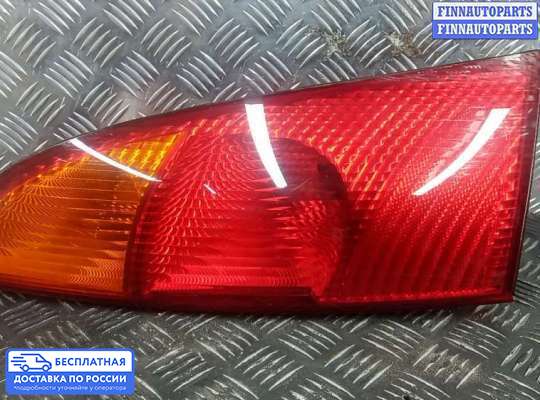 Фонарь задний на Ford Focus I