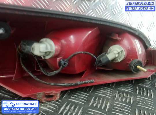Фонарь задний на Ford Focus I