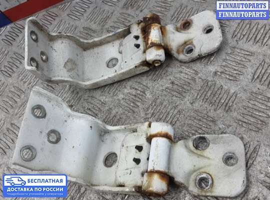 Петля крышки багажника на Mercedes-Benz Vito (W639)