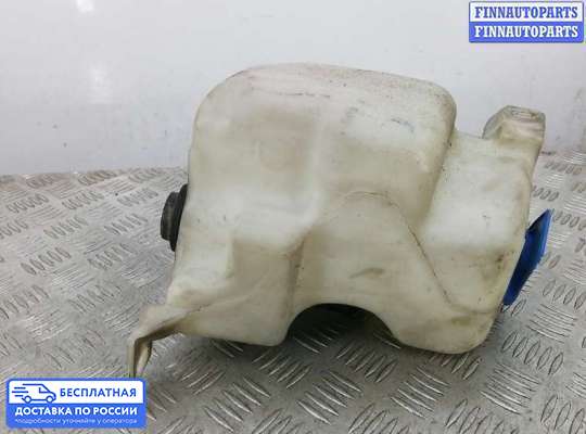 Бачок омывателя на Volkswagen Golf IV (1J)