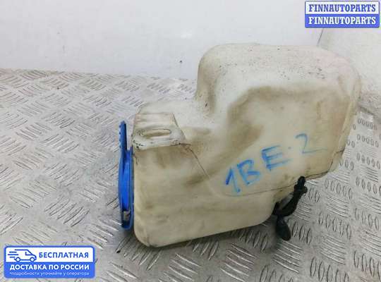 Бачок омывателя на Volkswagen Golf IV (1J)