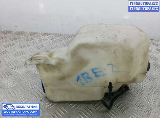 Бачок омывателя на Volkswagen Golf IV (1J)