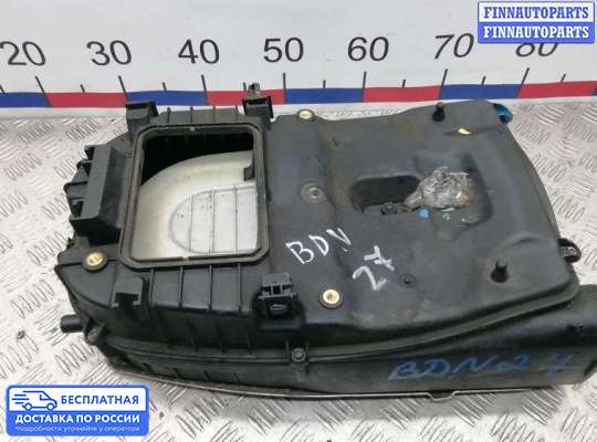 Корпус воздушного фильтра на Mercedes-Benz E (W212)