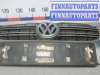 купить решетка радиатора на VOLKSWAGEN JETTA 5