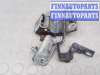 купить петля передняя правая на VOLKSWAGEN PASSAT B5