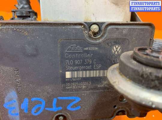 Блок ABS на Volkswagen Touareg I (7L)