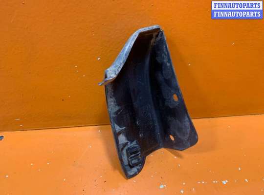 купить Накладка на порог на Volkswagen Passat