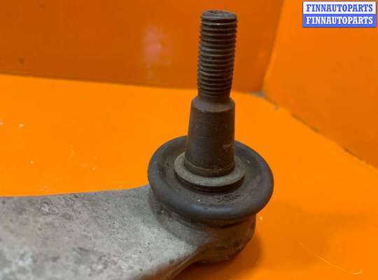 Рычаг подвески на Audi A6 (C5)