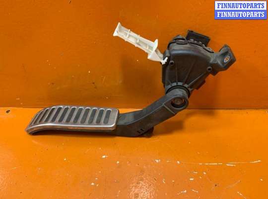 Педальный узел (педаль) на Volkswagen Touareg I (7L)