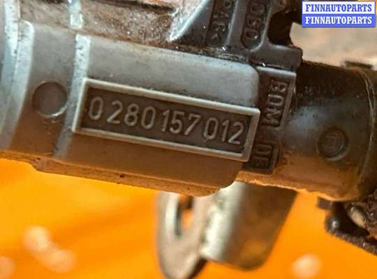 купить Форсунка на Seat Alhambra