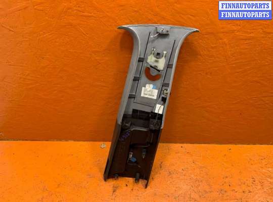 купить Обшивка стойки на Volkswagen Touareg