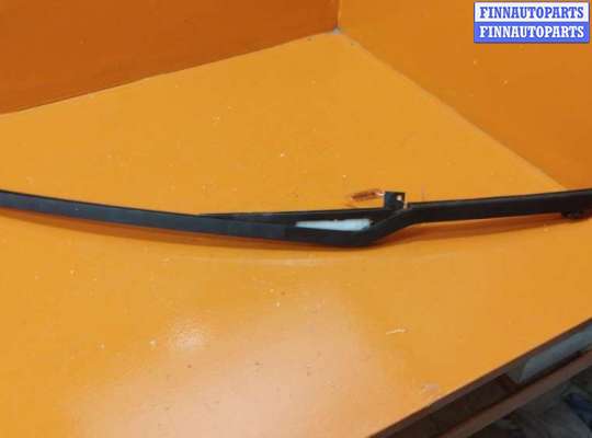 купить Направляющая стекла на Volkswagen Golf