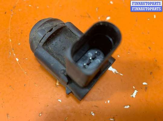 купить Датчик парктроника на Volkswagen Golf