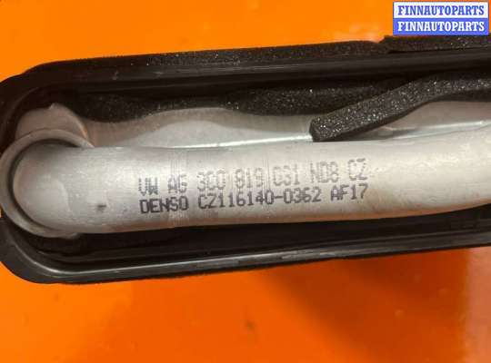 купить Радиатор отопителя (печки) на Volkswagen Passat