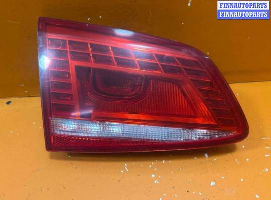 Фонарь крышки багажника левый VG2775027 на Volkswagen Passat Alltrack