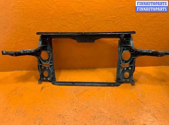 Панель передняя (телевизор) на Volkswagen Touareg I (7L)