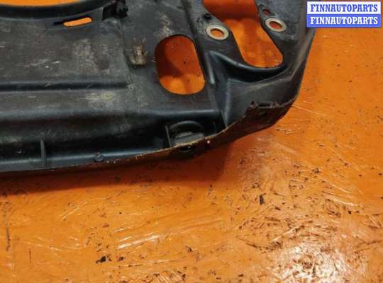 купить Передняя панель крепления облицовки (телевизор) на Audi a6