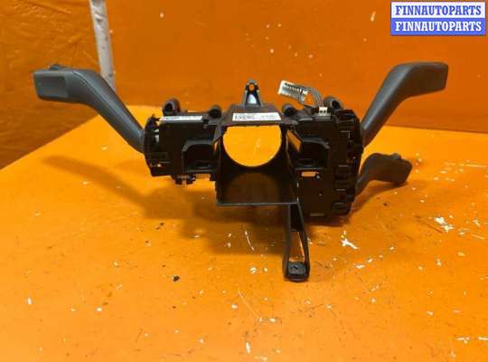 купить Переключатель подрулевой (стрекоза) на Volkswagen Passat