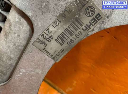 Радиатор основной на Volkswagen Touareg I (7L)