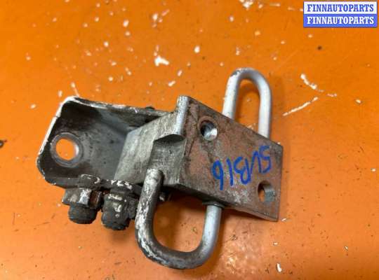 купить Петля двери на Volkswagen Passat