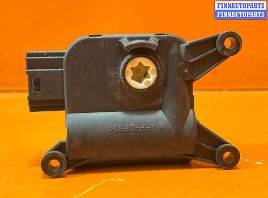 купить Моторчик заслонки печки на Skoda Octavia