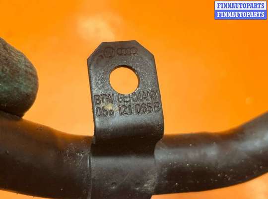 купить Трубка охлаждающей жидкости металлическая на Volkswagen Passat