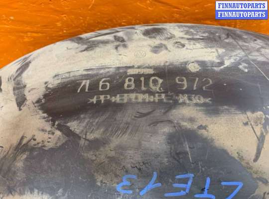 купить Защита арок задняя правая (подкрылок) на Volkswagen Touareg