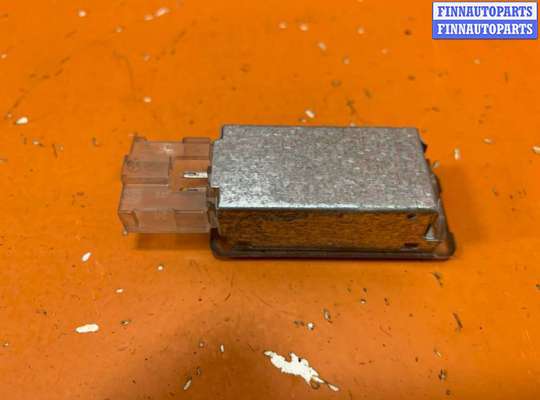 купить Фонарь салона (плафон) на Volkswagen Touareg