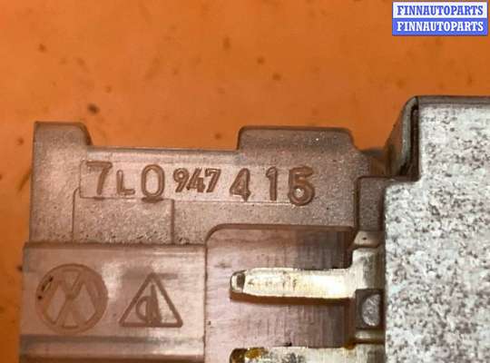 купить Фонарь салона (плафон) на Volkswagen Touareg