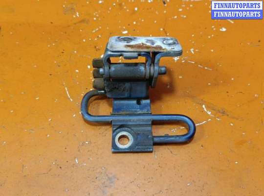 купить Петля двери на Volkswagen Passat