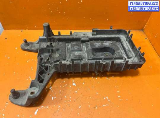 Полка аккумулятора (площадка АКБ) VG2797167 на Volkswagen Passat