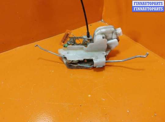 купить Замок двери передней правой на Mitsubishi Space Runner