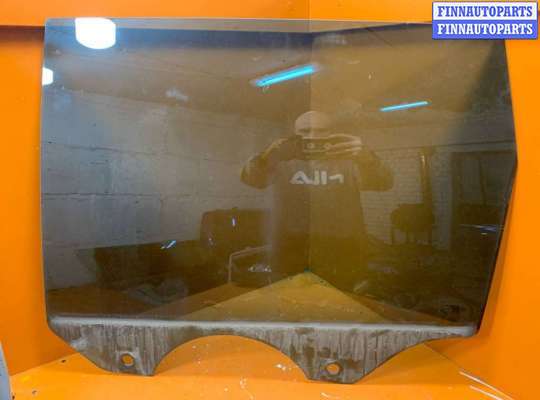 купить Стекло двери задней левой на Volkswagen Touareg